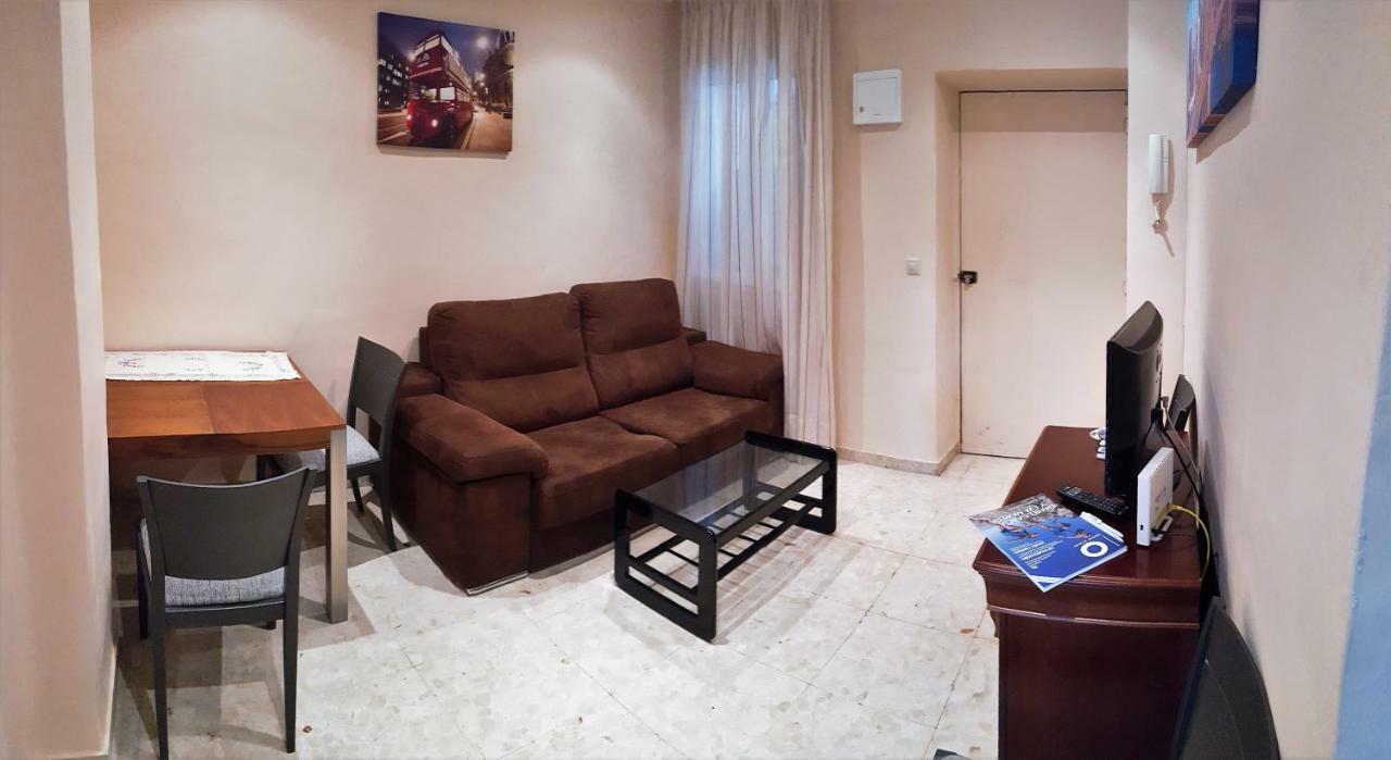 Apartamento Polvora, Junto Al Puente Romano Кордоба Екстериор снимка